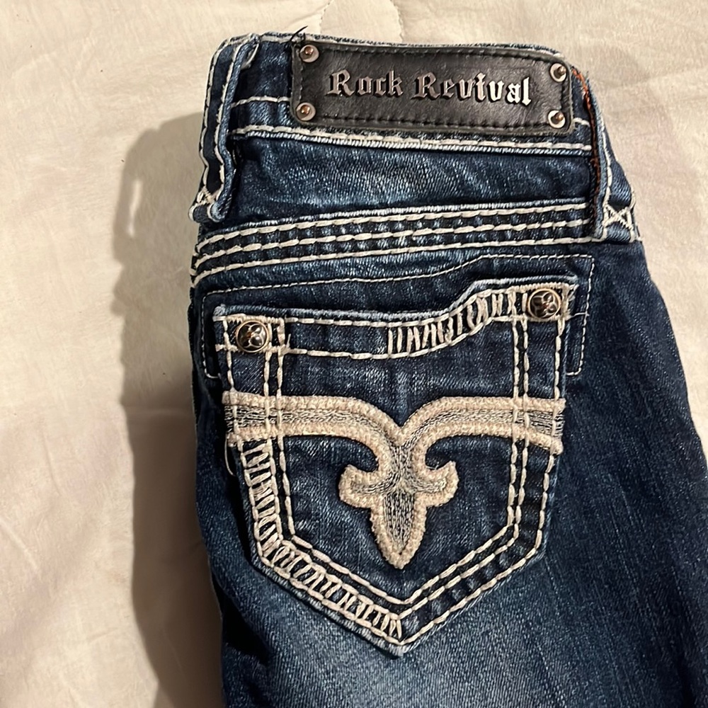 New wo tags Rock Revival Kelly crop shorts